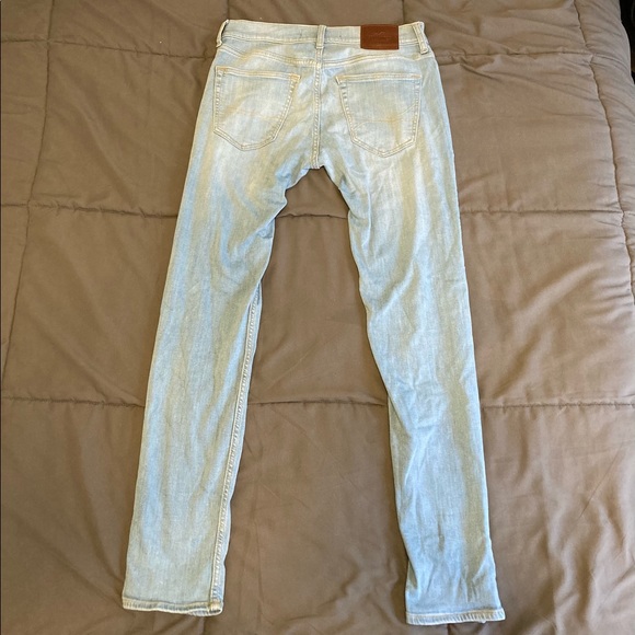 Hollister Light Blue Ripped Jeans / Size w29 l32 - Picture 3 of 3
